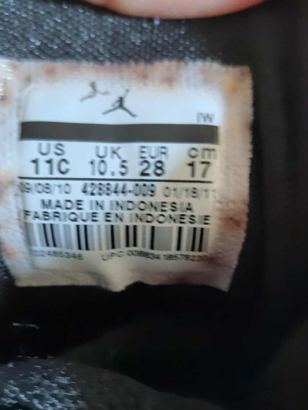 Jordan Kids Black Sneakers Trimmed In White - Picture 2 of 10